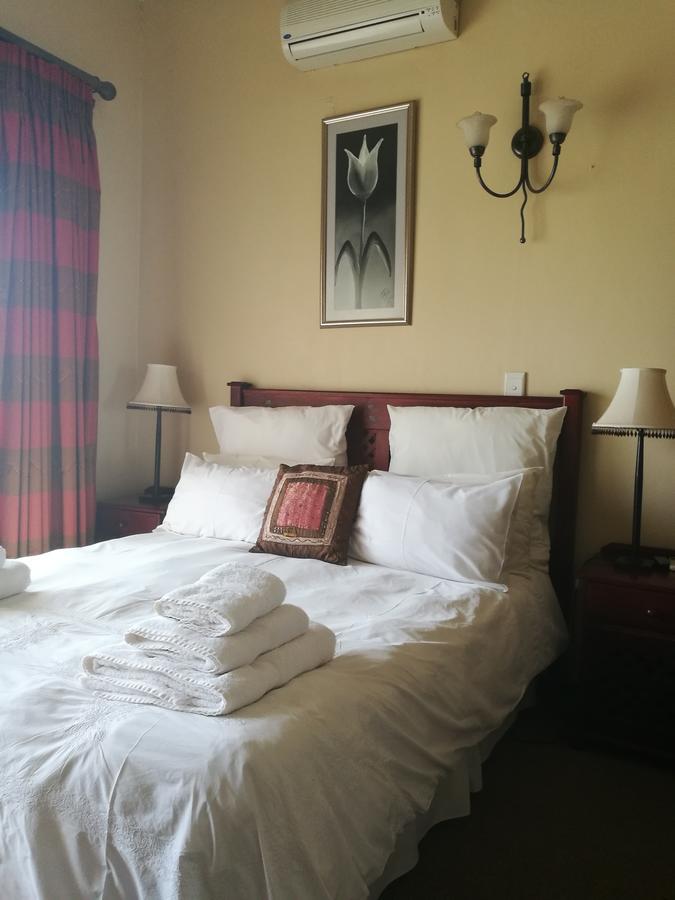 Krige Lodge B&B Bloemfontein Exterior photo